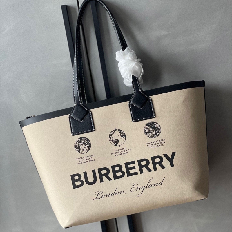 B**rry shopping bags